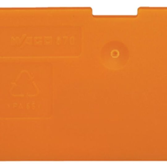 870933